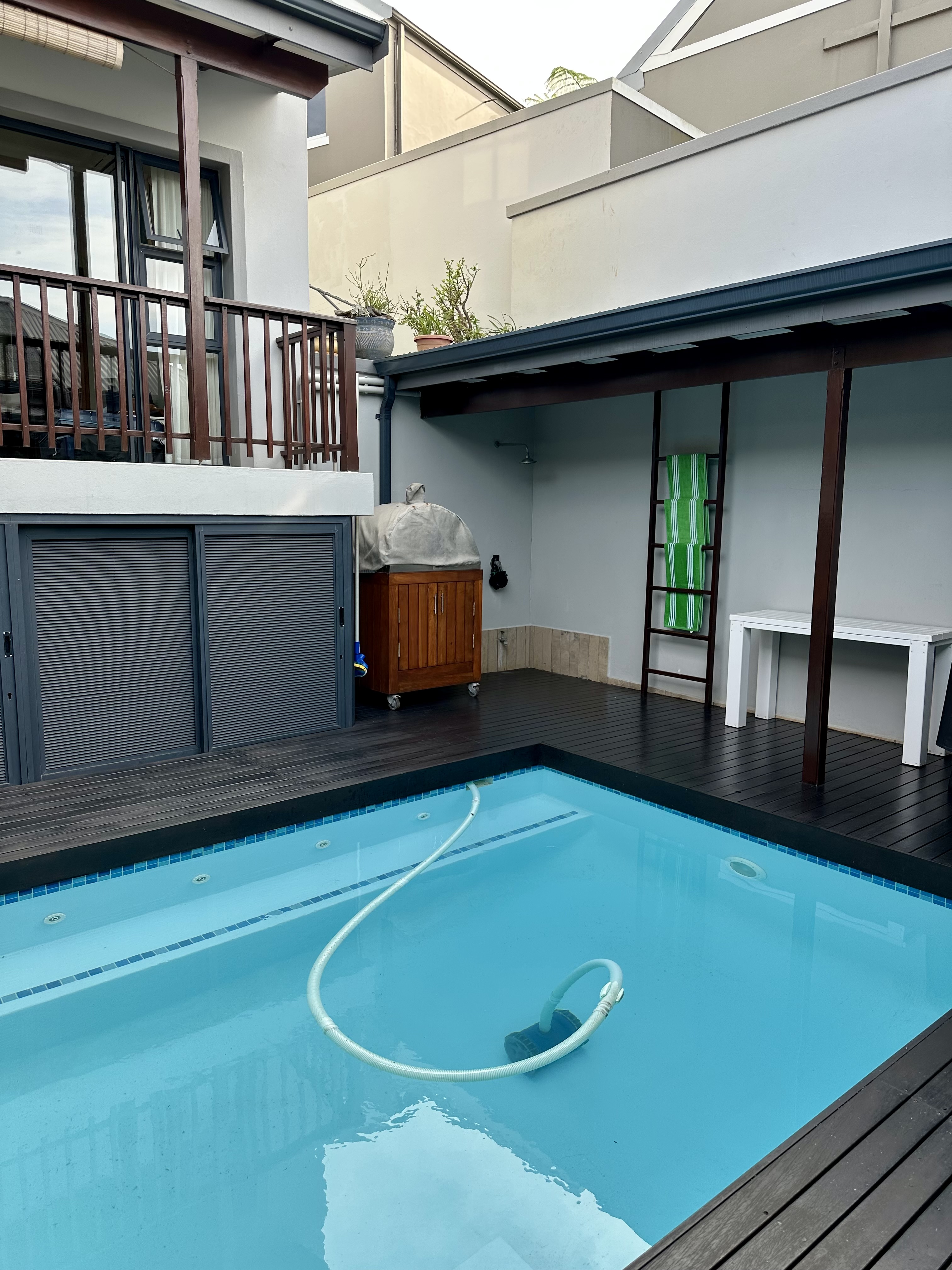 Pool and outdoor area